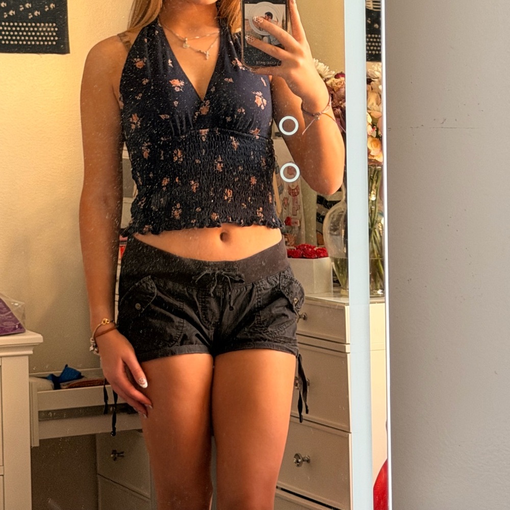 American Eagle Outfitters Navy Floral Crop Top